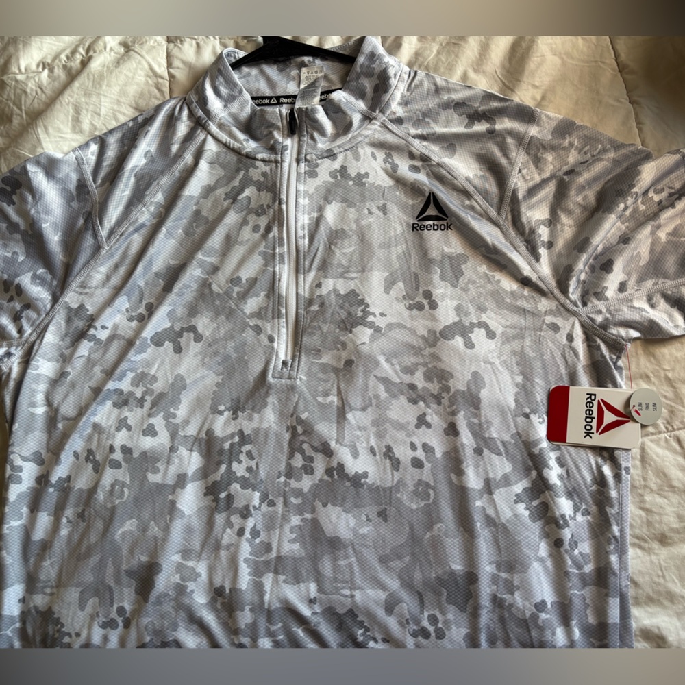White and grey men’s quarter zip